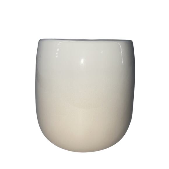 Le Creuset Mesh Mug Meringue Heat and Cold Resistant Microwave and Oven Safe - Picture 2 of 7